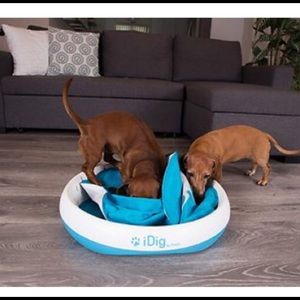 iFetch Q-100 Idig Digging Toy Blue/White